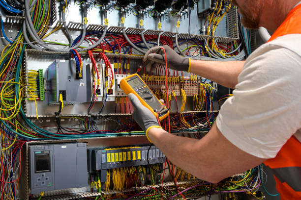Best Affordable Electrician  in Stratmoor, CO